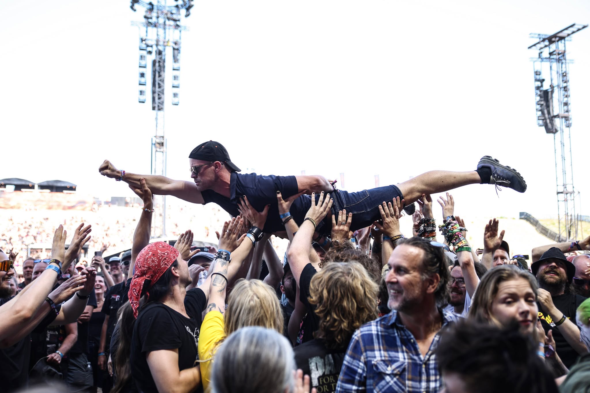 Superman-crowdsurfing